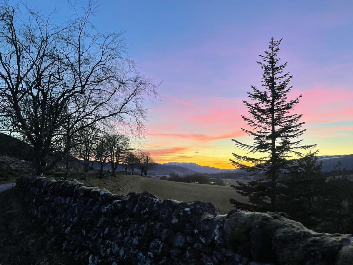 Glentruim Homestay B&B And Glamping Pods Newtonmore Exterior foto